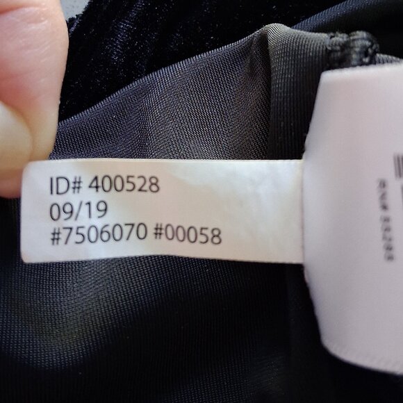 EXPRESS Long Sleeve Black Velvet Bodysuit Women's Size XS - Picture 5 of 16